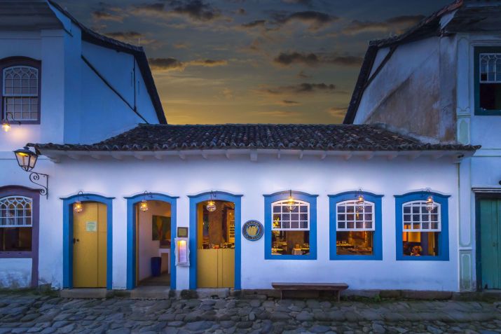 Fachada do Restaurante Banana da Terra, com três décadas de vida em Paraty / Fotos Incríveis - Paraty