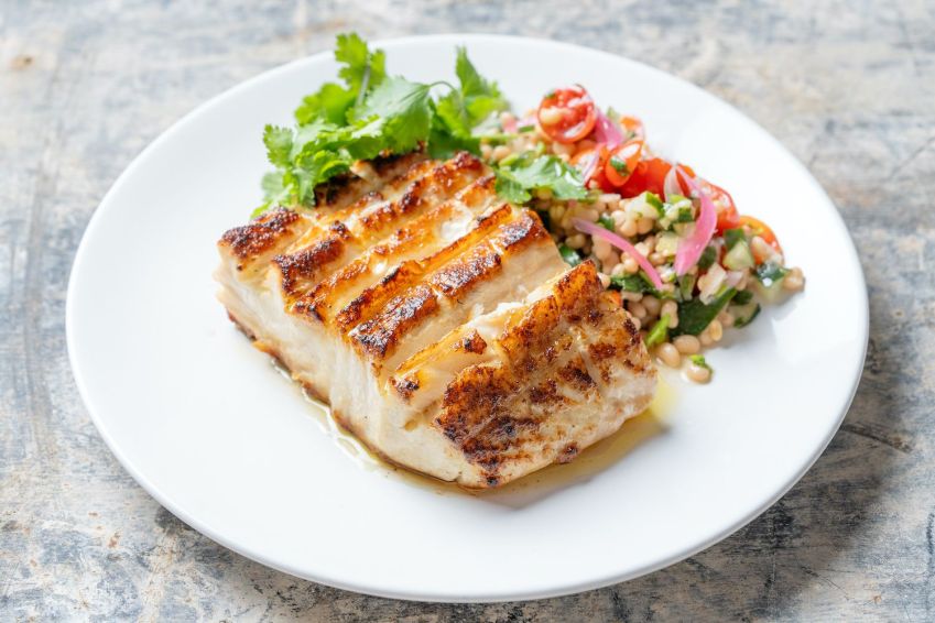 Sororoca Bar tem ambiente descontraído e serve peixes e frutos do mar da forma mais integral possível / @kato78