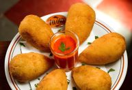 Onde comer coxinha em São Paulo? Daniela Filomeno indica suas prediletas