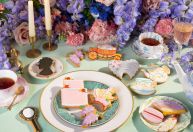 "Bridgerton" inspira coleções de doces e chás da tarde ao redor do mundo