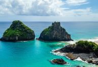 De Noronha a Ubatuba: 7 destinos brasileiros que cobram taxas de visitantes