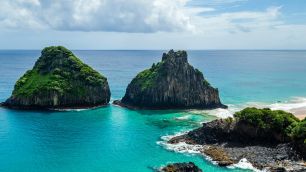 De Noronha a Ubatuba: 7 destinos brasileiros que cobram taxas de visitantes
