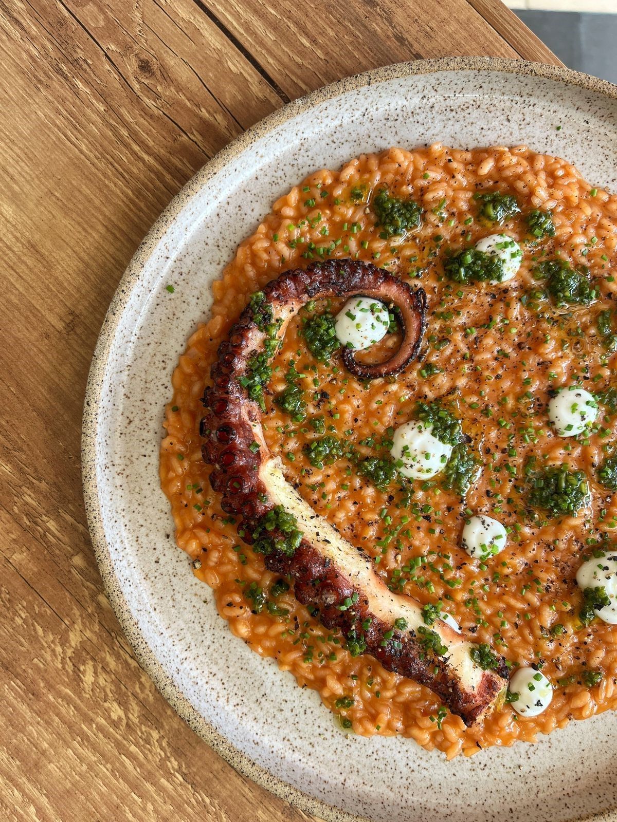 Elea apresenta um Arroz de Polvo especial para a data / Divulgação