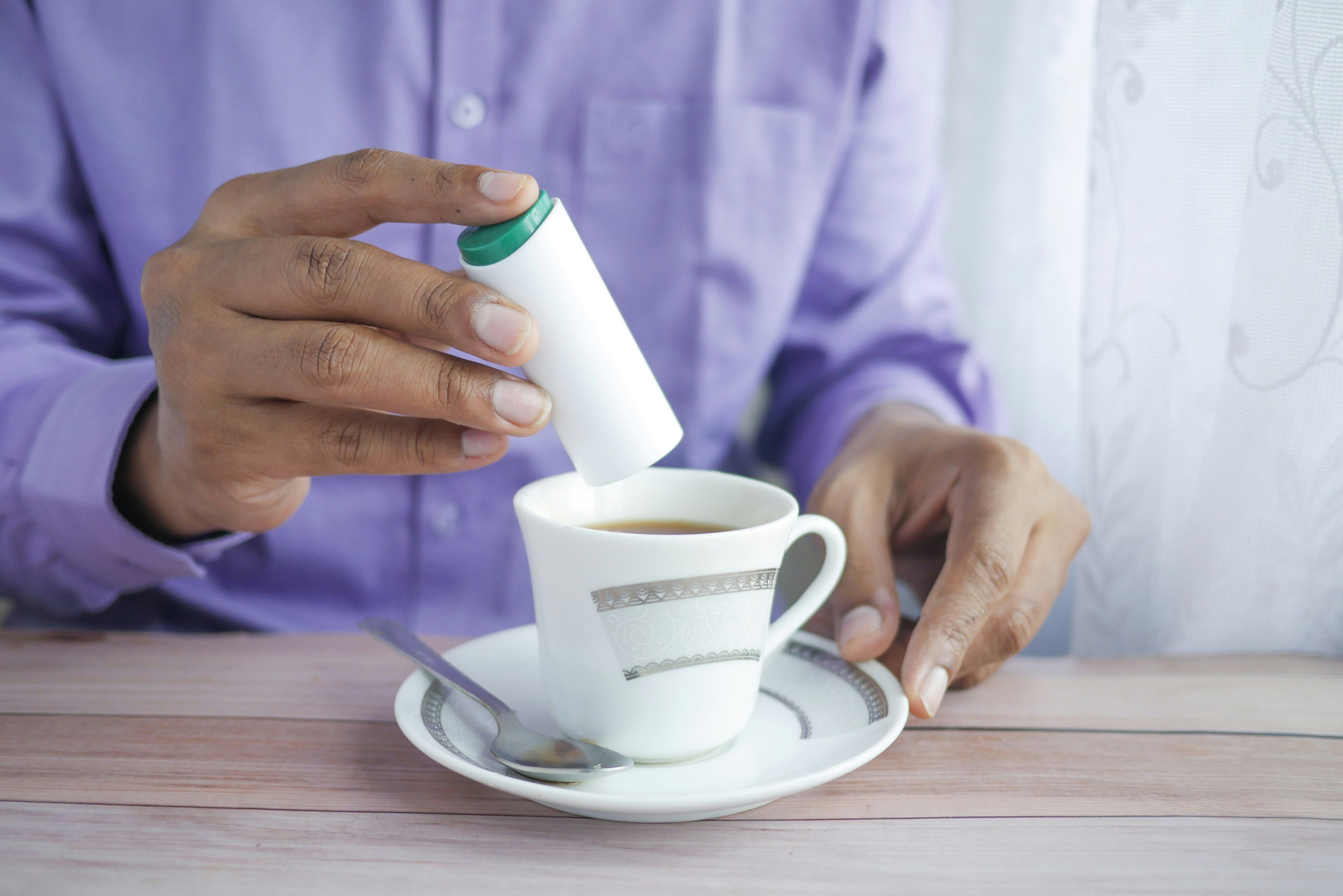 OMS recomenda número ideal para consumo diário de açúcar; é necessário prestar atenção em pequenas atitudes, como por exemplo, a quantidade de açúcar no café diariamente / Unsplash