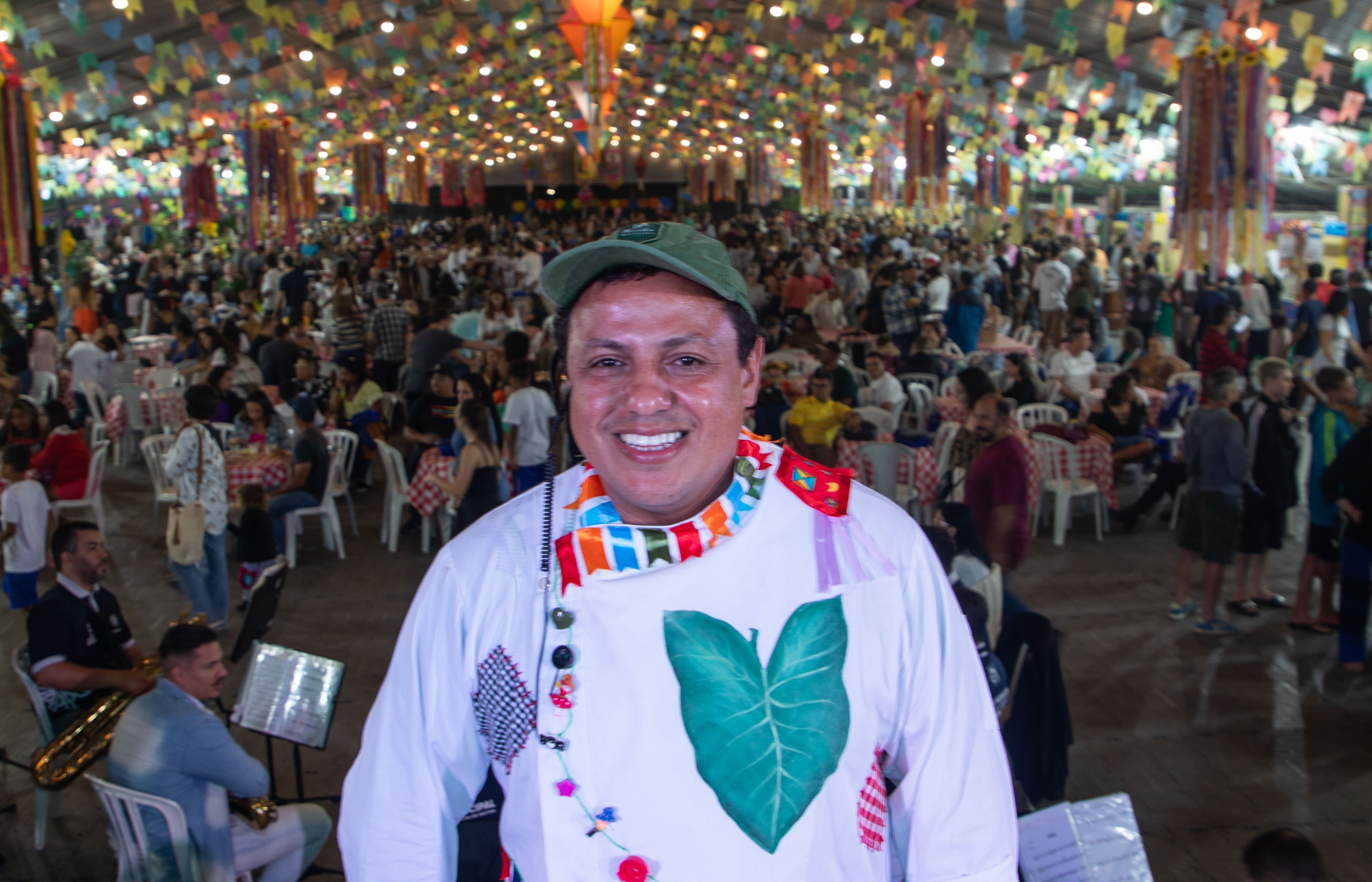 Chef Eudes Assis comanda o projeto social Buscapé / Ricardo Dangelo
