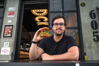 Chef Renato Fecchio, do DCK Burger