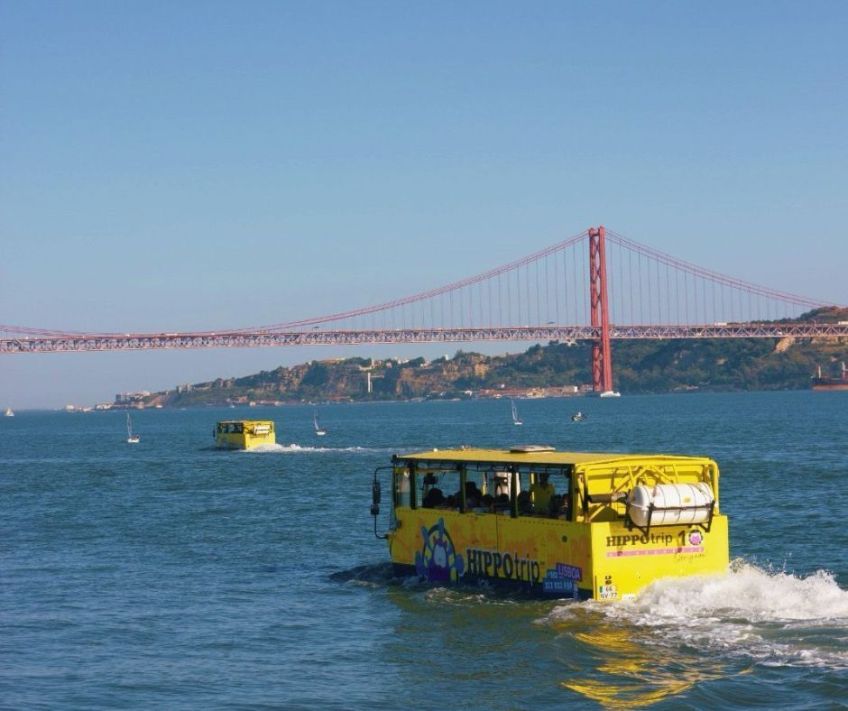 HippoTrip é um passeio diferente pelas ruas de Lisboa e pelo Rio Tejo explorando curiosidades e mitos sobre a cidade / Reprodução Facebook