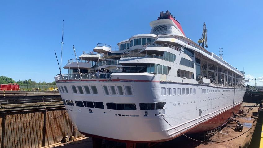 Saída do Villa Vie Odyssey estava programada para 30 de maio / Maureen O'Hare/CNN via CNN Newsource