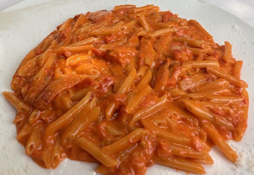 Pennette da Trattoria Tiramisu Mimmo & Son, que tem pratos revisitados da culinária siciliana / Foto: CNN Viagem & Gastronomia