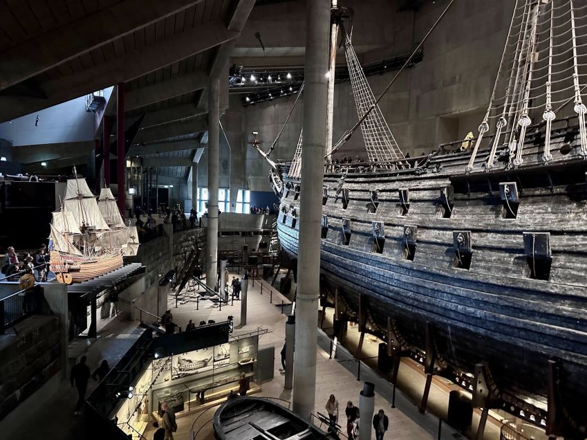 Navio de guerra Vasa, do século 17, foi preservado e é exposto em museu próprio em Estocolmo • CNN Viagem & Gastronomia
