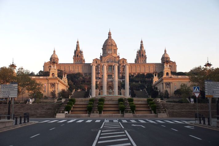 Museu de Arte Nacional da Catalunha é uma das atrações do Montjuïc • Wikimedia Commons