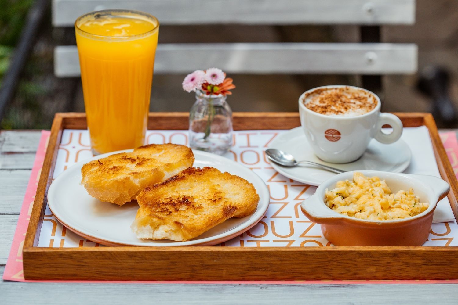 Nouzin, casa especializada em brunch na região de Baixo Pinheiros • Carol Nunes