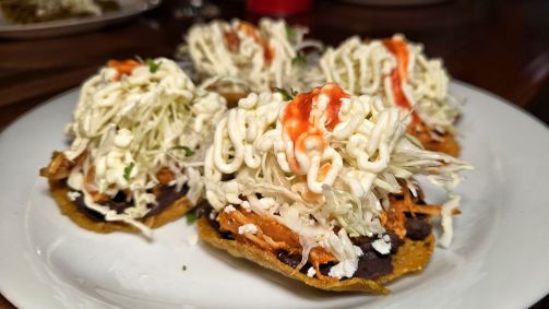 Tostadas de Tinga