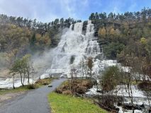 Cachoeira Tvindefossen