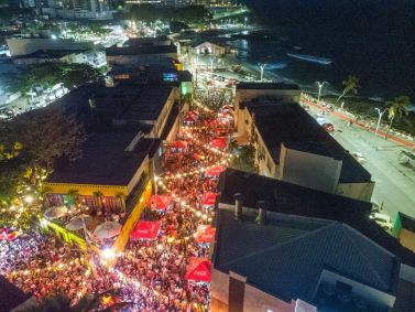 Festa de San Gennaro ocupa ruas do Rio Vermelho, em Salvador