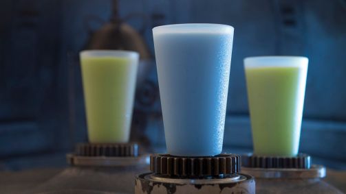 Leites azul e verde fazem parte do mundo fictício de Batuu, da saga Star Wars