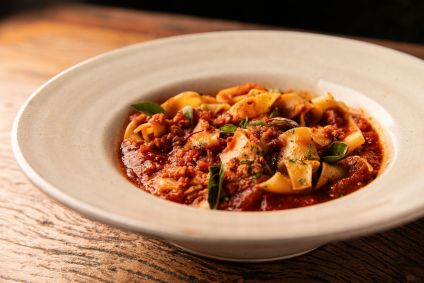 pappardelle com ragu de linguiça