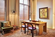 Hotel em Amsterdã tem suíte inspirada nas obras de Van Gogh