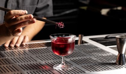 Vinhos fortificados e coquetéis sem destilado: o que são os vermutes e jerezes