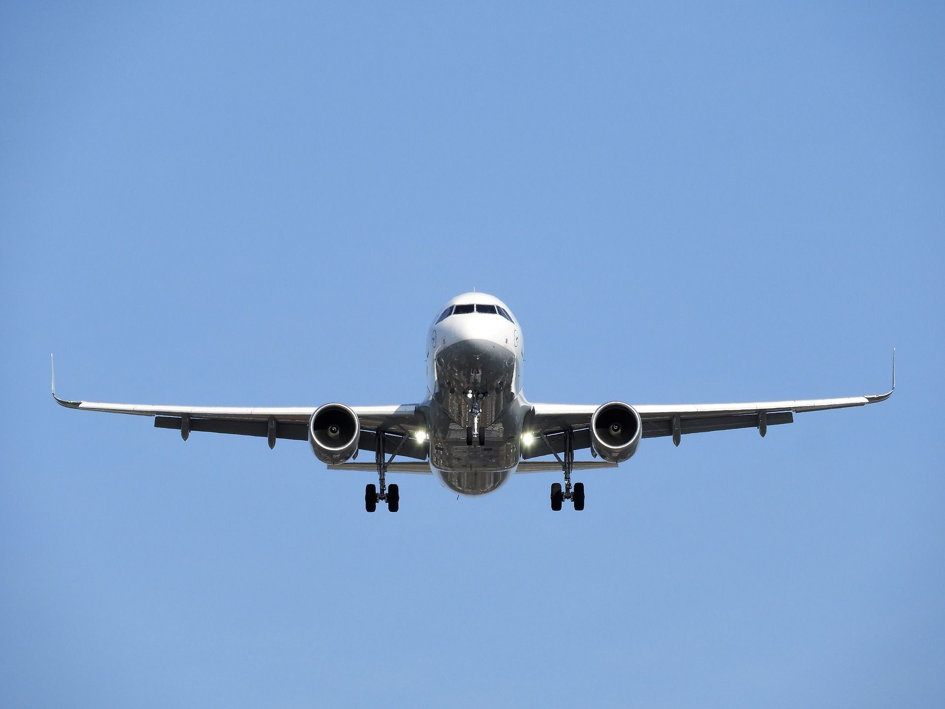 Avião pousando