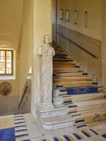 Corredor do Palazzo Talìa, em Roma