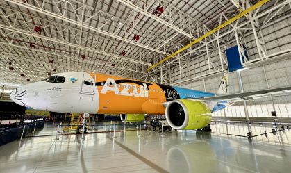 Avião do Pateta chega aos céus do Brasil em parceria com a Disney