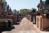 Cemitério da Consolação tem passeio noturno em homenagem ao Dia dos Mortos