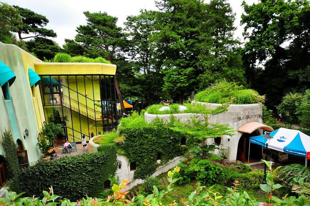 Museu Ghibli fica no subúrbio de Tóquio e apresenta o fascinante mundo do adorado estúdio japonês • Todd Fong/Flickr