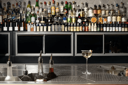 Balcão Tan Tan, eleito o melhor bar do Brasil pelo The World&#039;s 50 Best Bars 2024