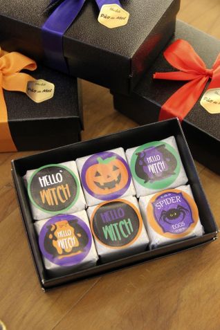 Caixa de pão de mel da Tchocolath que criou sabor especial do doce para a data • Divulgação