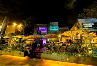 Confira 6 casas que unem jogos e boa gastronomia para se divertir em São Paulo