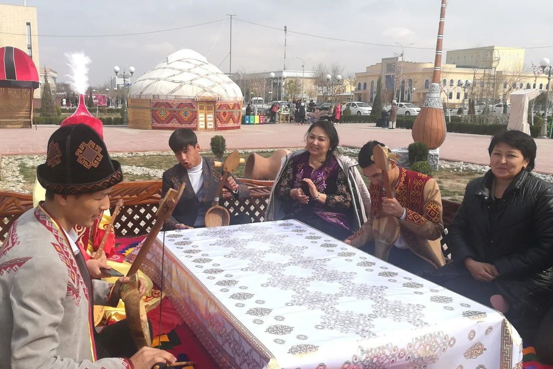 As comemorações do Nowruz, o festival que celebra o Ano Novo Persa, são feriado oficial no Uzbequistão • Zora Keffer