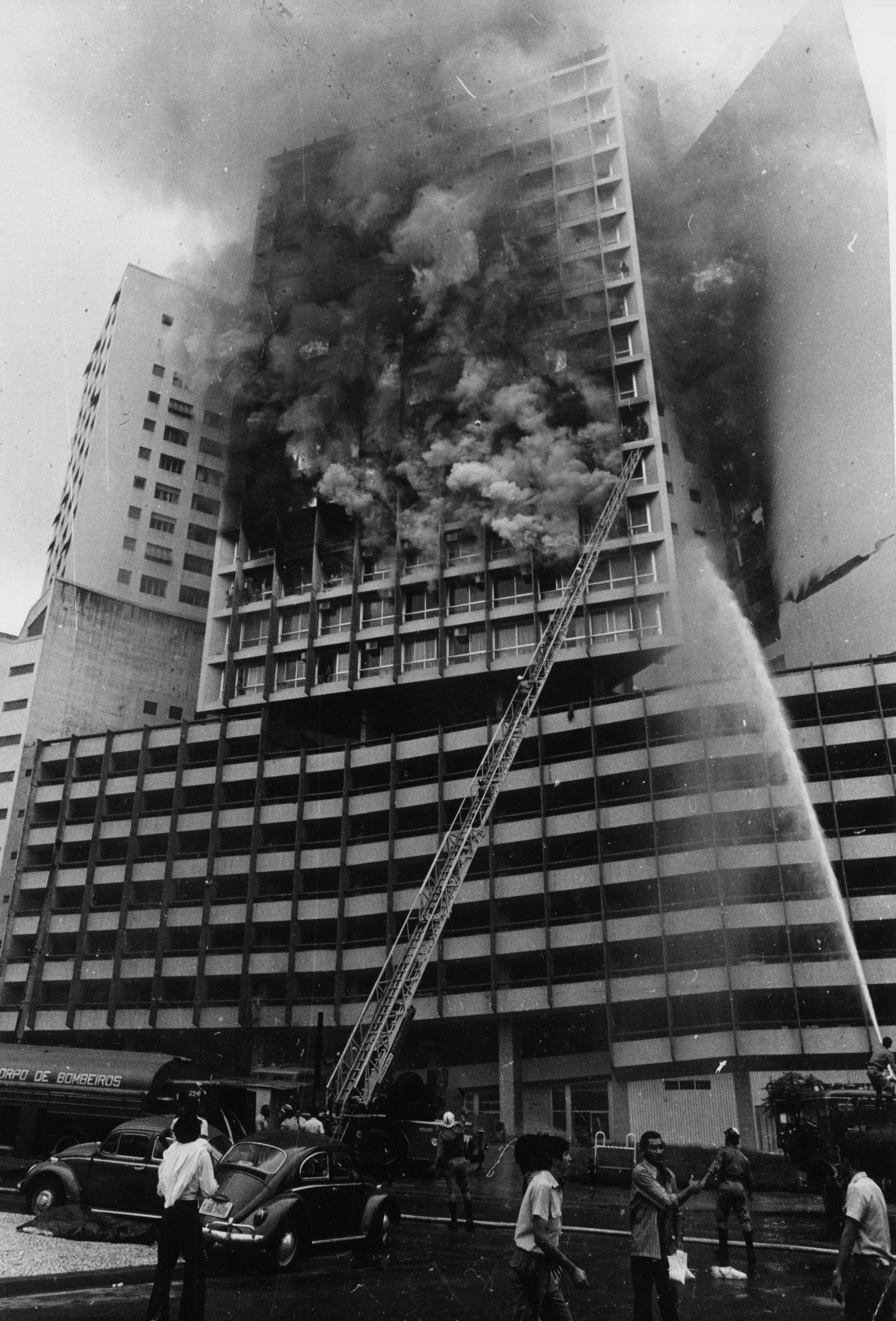 Incêndio no Edifício Joelma, no centro de São Paulo • ARQUIVO/ESTADÃO CONTEÚDO/AE/Código imagem:171528