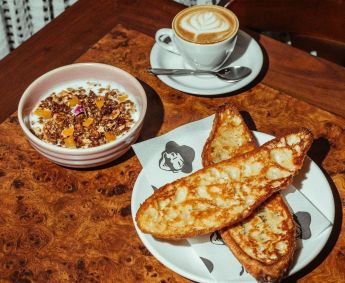 Itens do Café Girondino, no centro de São Paulo