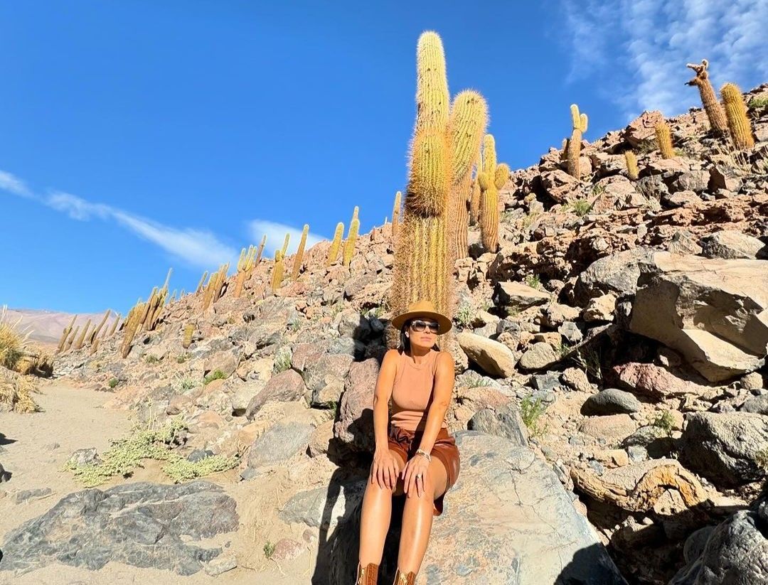 Daniela Filomeno no Vale dos Cactos, no Atacama