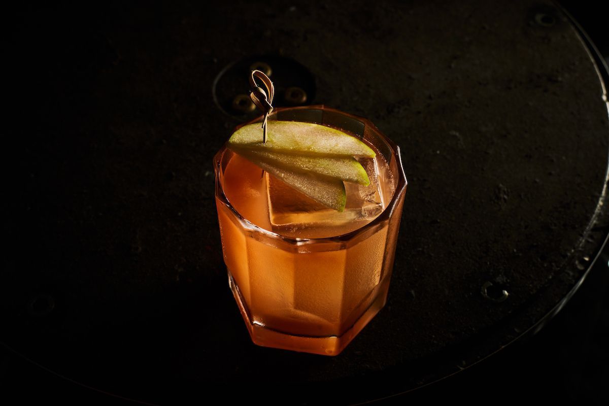 Além de novos drinques, agora o restaurante Donna tem carta de Bourbons e de chás especiais • Rodolfo Regini