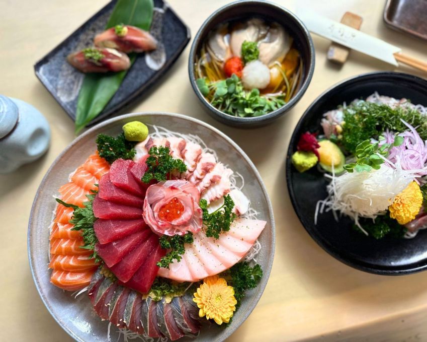 Peças de combinado do Sushiguen, um dos restaurantes brasileiros no La Liste 2025 • Reprodução/Sushiguen