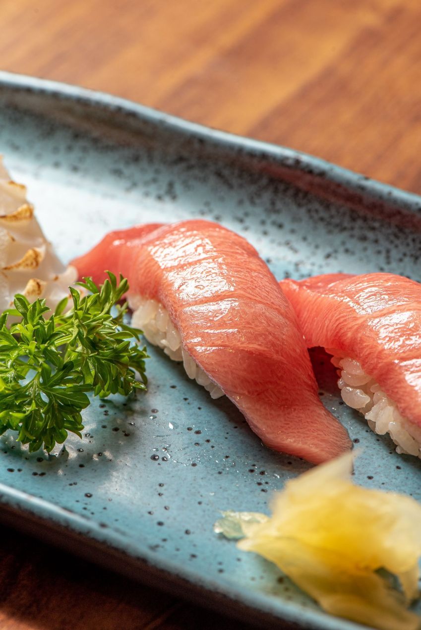Niguiri de bluefin espanhol do Watanabe • Israel Pinheiro