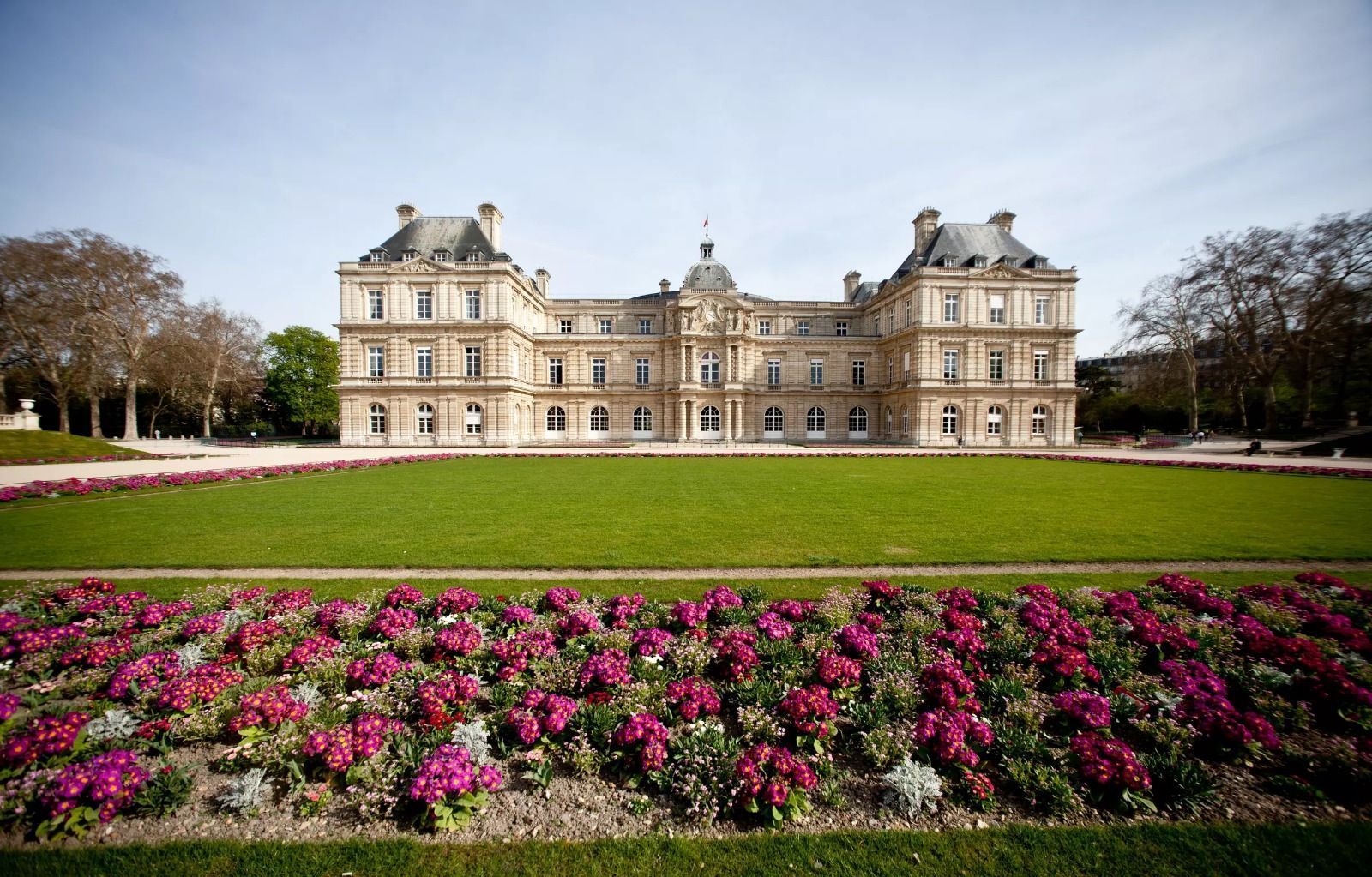 Jardim de Luxemburgo é um passeio cultural e com atividades variadas • Divulgação/Senado da França