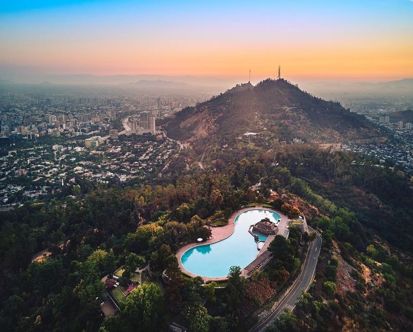 Cerro San Cristobal, em Santiago, no Chile • Wikimedia commons