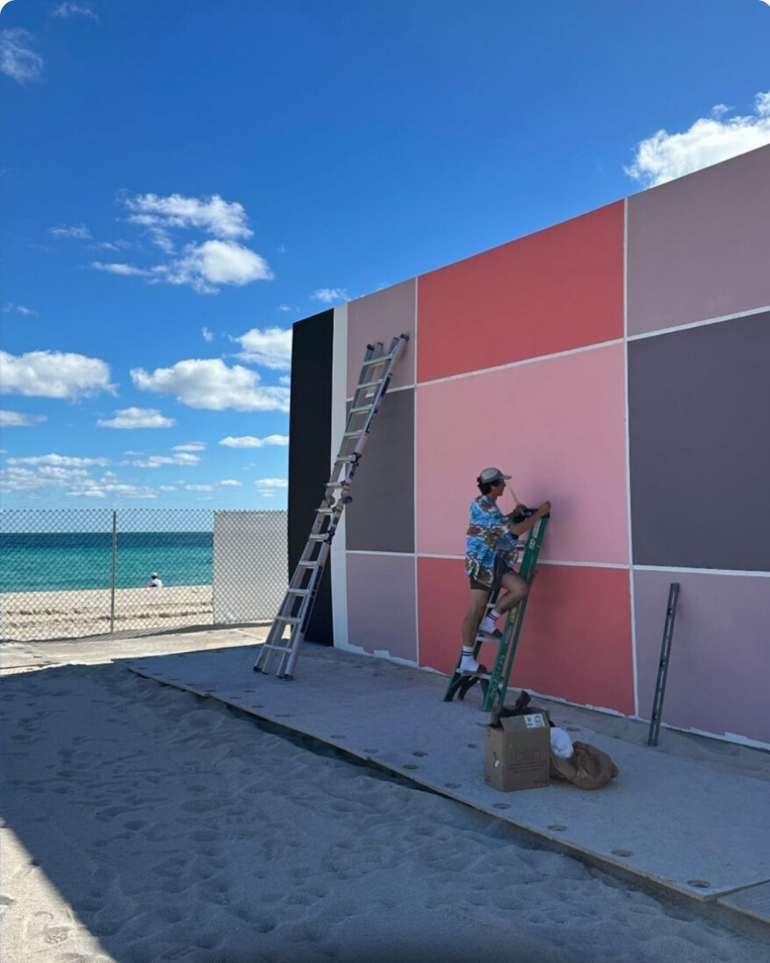 Artistas urbanos levam seus traços aos paredões de Miami Beach • Divulgação