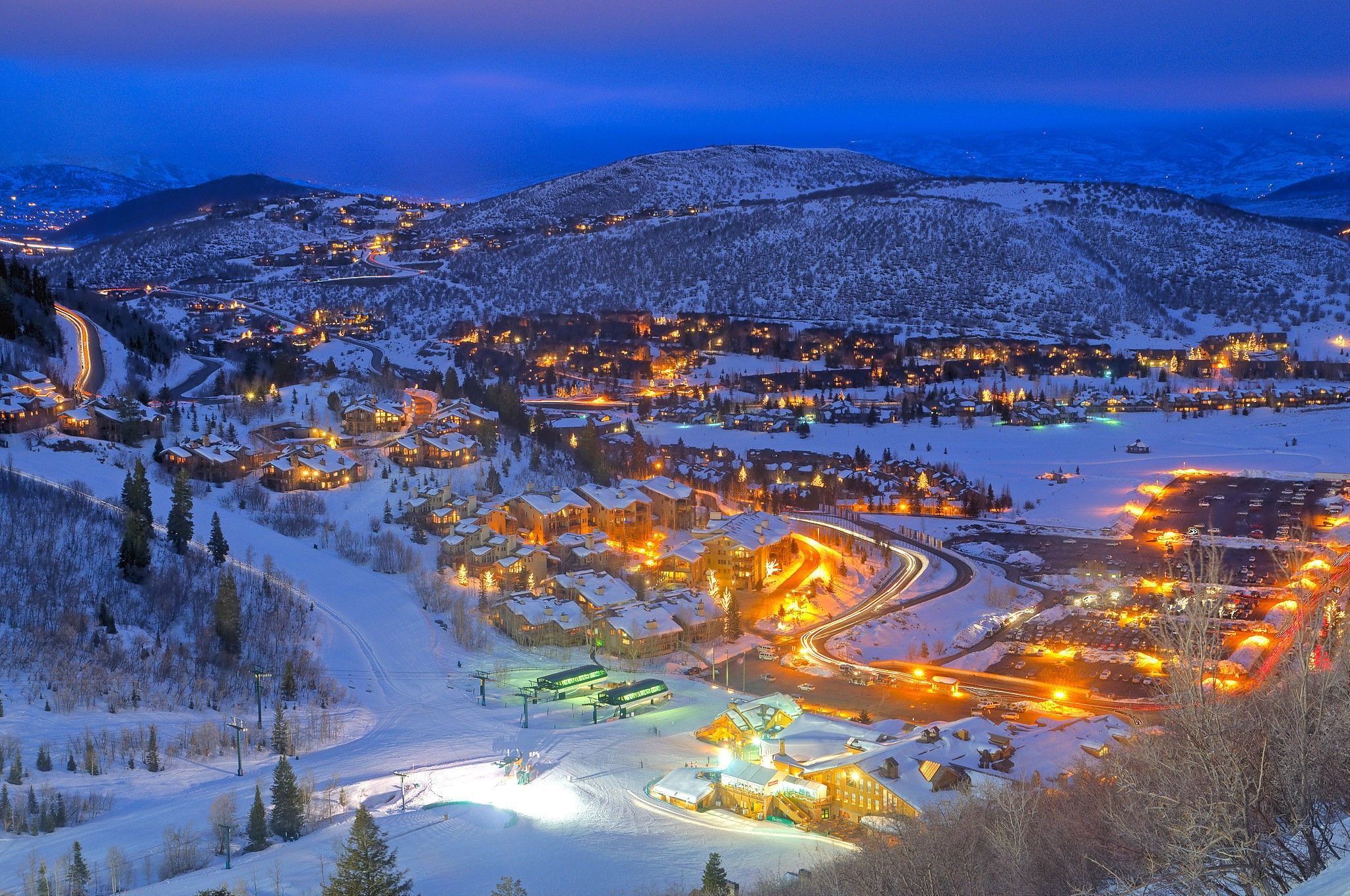 Vista aérea do Deer Valley Resort, um dos melhores resorts de esqui dos Estados Unidos • Tom Kelly/Flickr