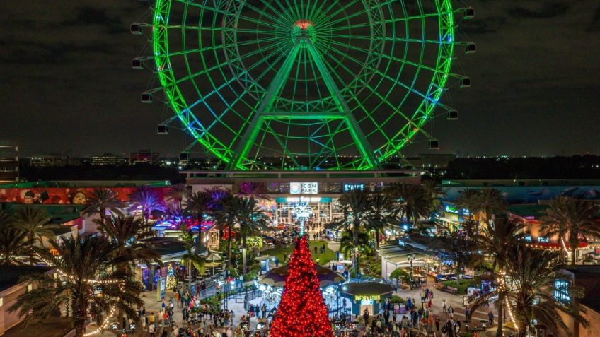 O Icon Park se transforma em uma “Winter Wonderland”, com uma enorme árvore de Natal • Divulgação/Icon Park