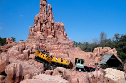 Montanha-russa Big Thunder Mountain Railroad, no Magic Kingdom Park