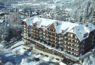 Hotel histórico nos Alpes Suíços passa a ser gerido pela rede Four Seasons