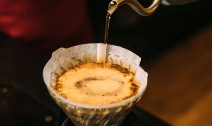 Pode lavar a cafeteira? Confira 7 erros no preparo do seu café especial