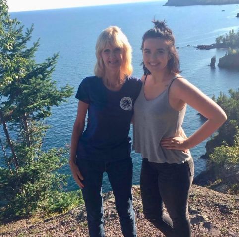 White continua grata pela bondade de cada pessoa que a ajudou em um dos dias mais difíceis de sua vida • Arquivo pessoal/Hannah White