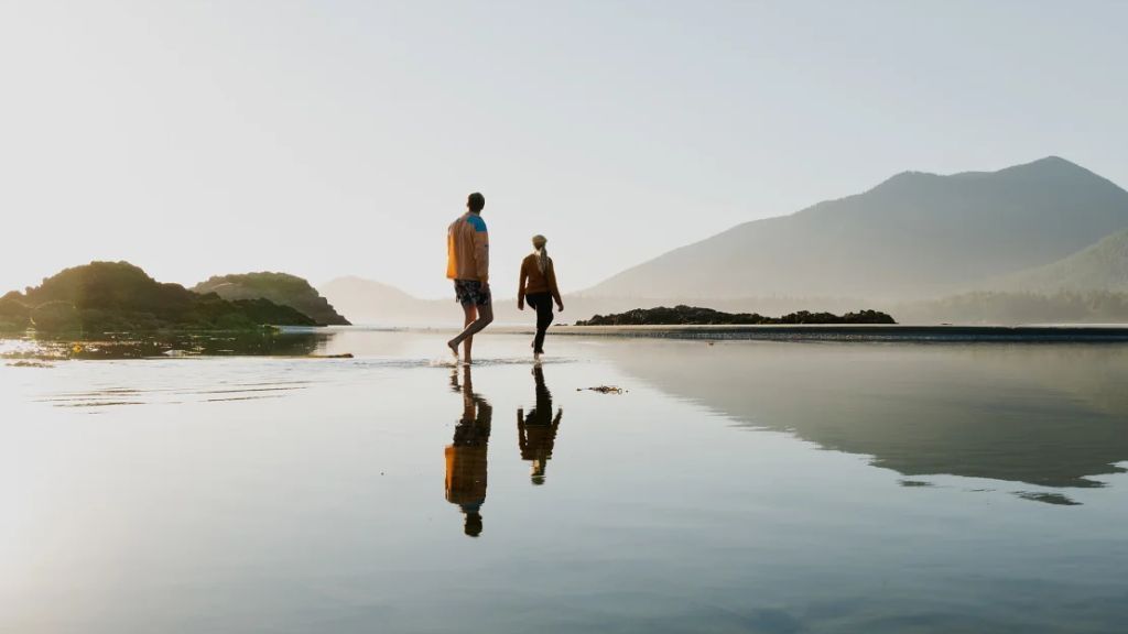 Costa oeste acidentada da Ilha de Vancouver é perfeita para expedições • Tofino Wilderness Resort