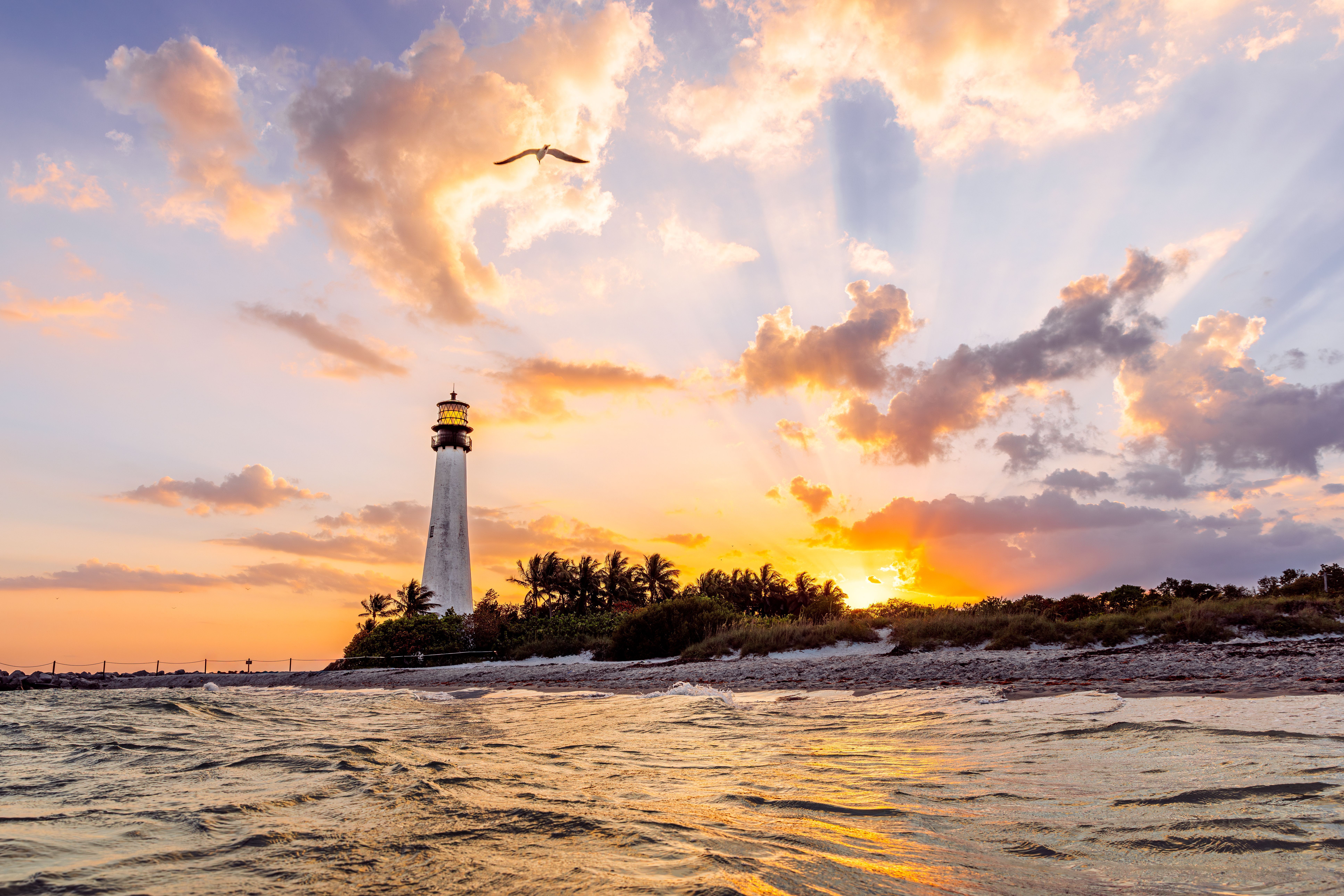 Farol de Bill Baggs Cape Florida State Park • Alexander Spatari/ Getty Images