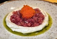 Restaurante Antonina traz a magia do litoral para a capital paranaense